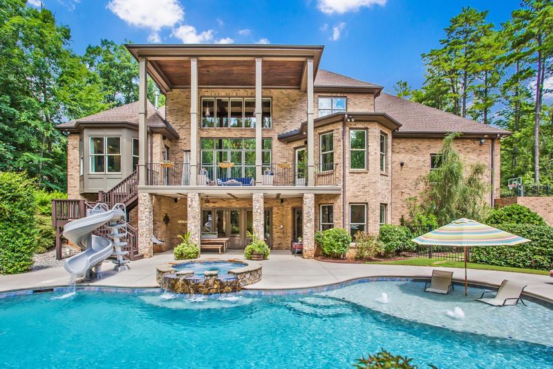 1105 Swallow Falls Ln, Raleigh, NC 27614