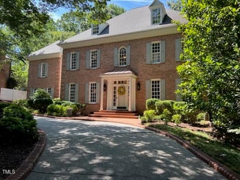 1105 Tazwell Pl, Raleigh, NC 27612