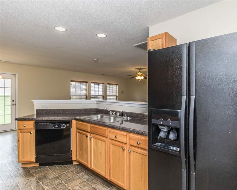 1105 Tellis Dr, Knightdale, NC 27545