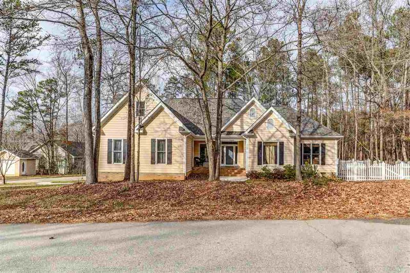 1105 Urania Dr, Raleigh, NC 27603