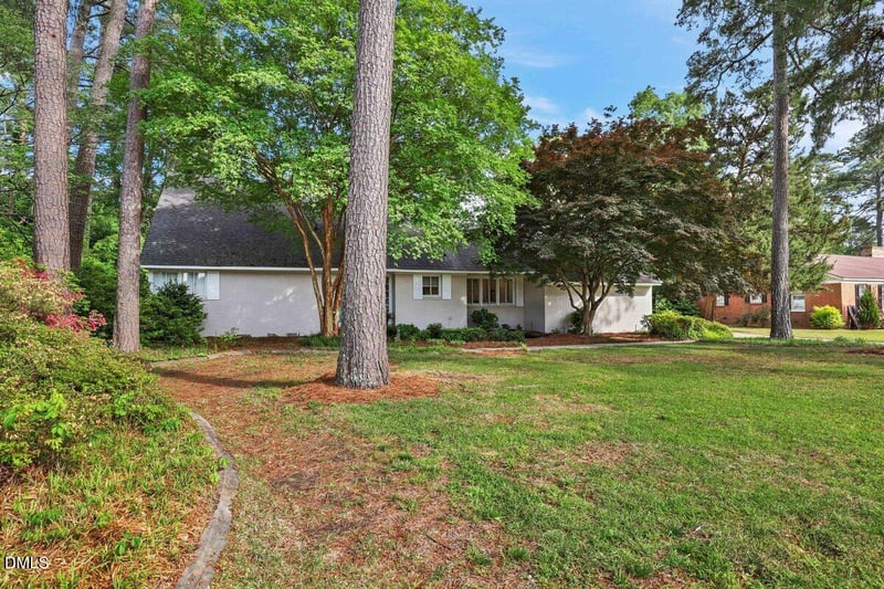 1105 Vermont St, Smithfield, NC 27577
