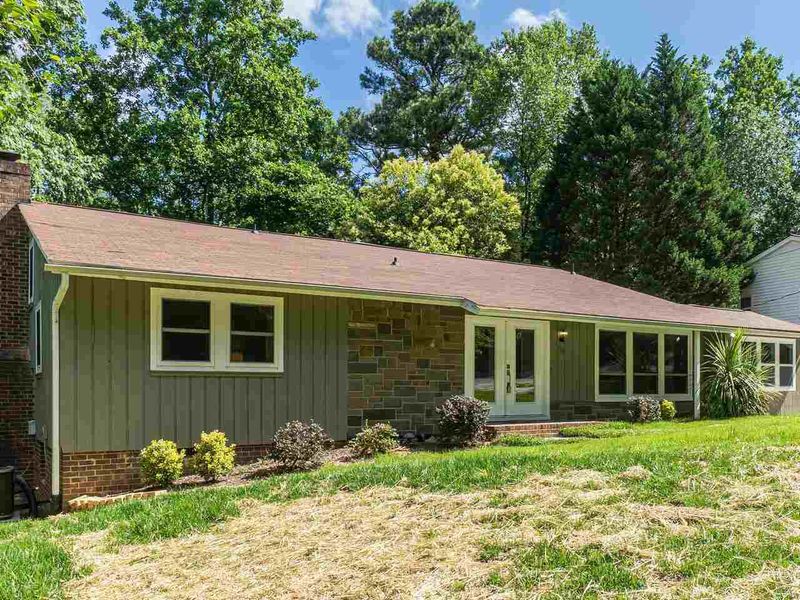 1105 Winona Rd, Raleigh, NC 27609