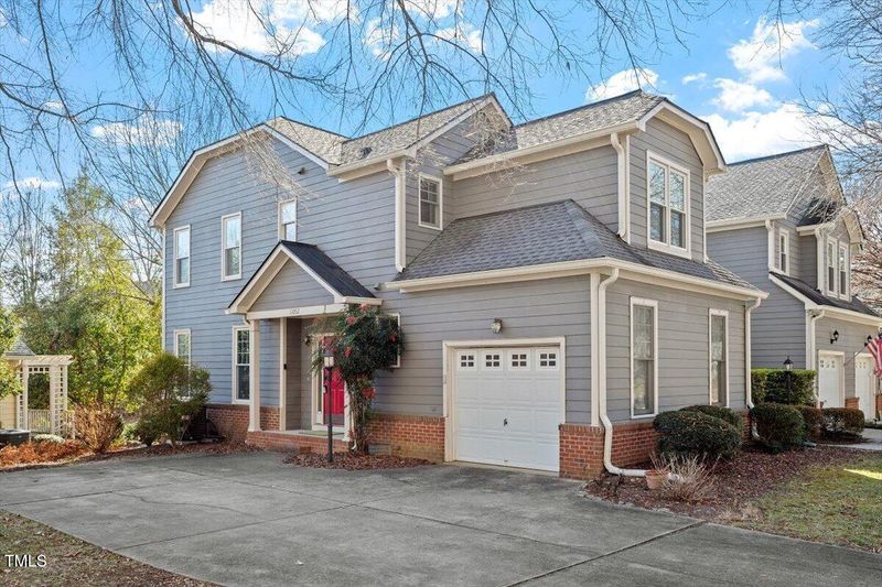 11052 Southwalk Ln, Raleigh, NC 27614