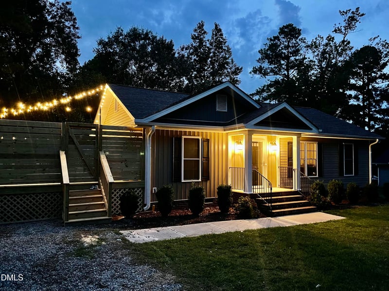 1106 13th St, Lillington, NC 27546