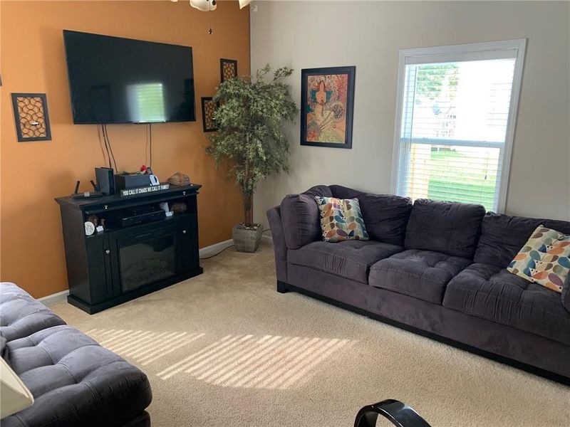1106 Castle Pines Dr, Mebane, NC 27302