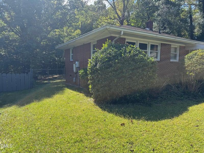 1106 Cherry Dr, Durham, NC 27707