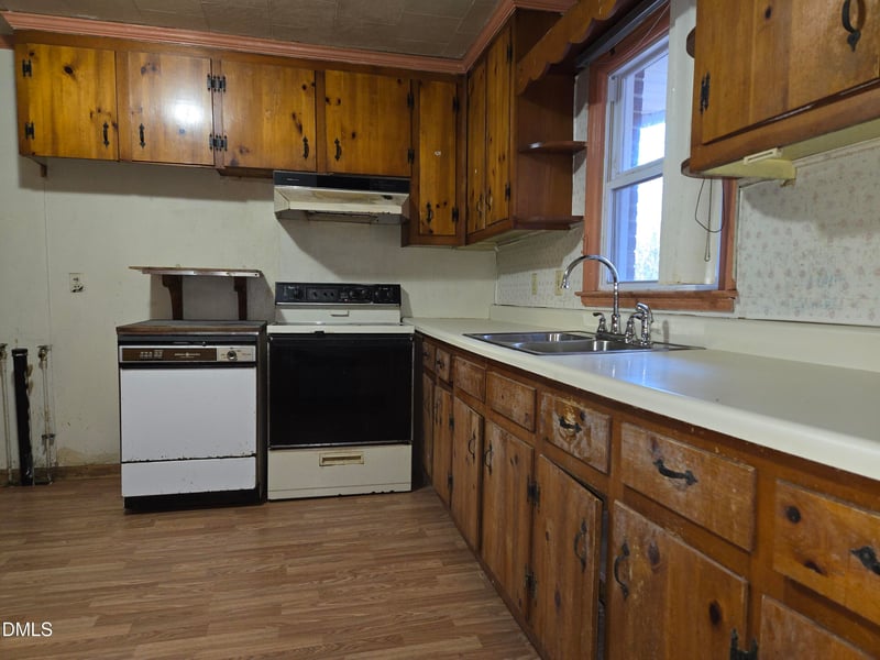 1106 Cherry Dr, Durham, NC 27707