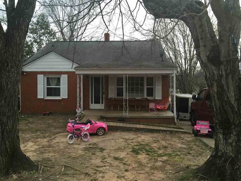 1106 Coleman St, Raleigh, NC 27610