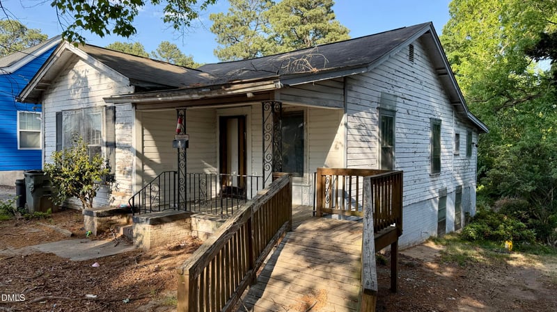 1106 Guthrie Ave, Durham, NC 27703