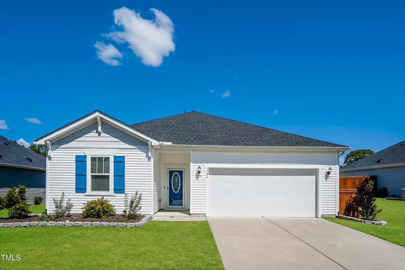 1106 Noor Ln, Fuquay Varina, NC 27526