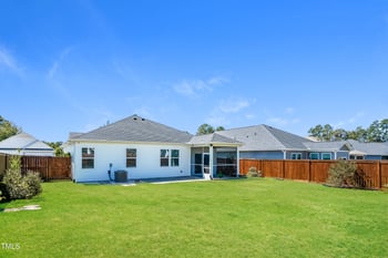 1106 Noor Ln, Fuquay Varina, NC 27526