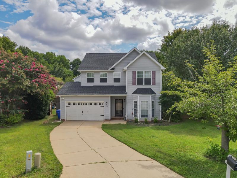 1106 Sandstone Ct, Mebane, NC 27302