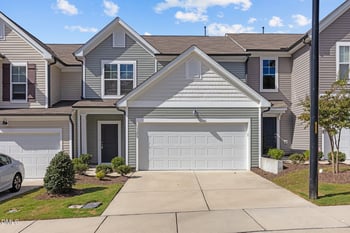 1106 Tigerlilly Pl, Durham, NC 27703