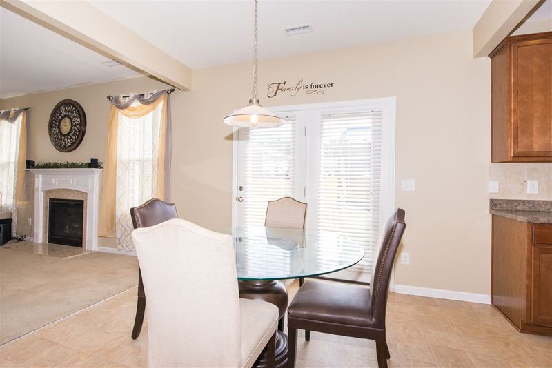 1106 Whispering Oak Ln, Durham, NC 27704