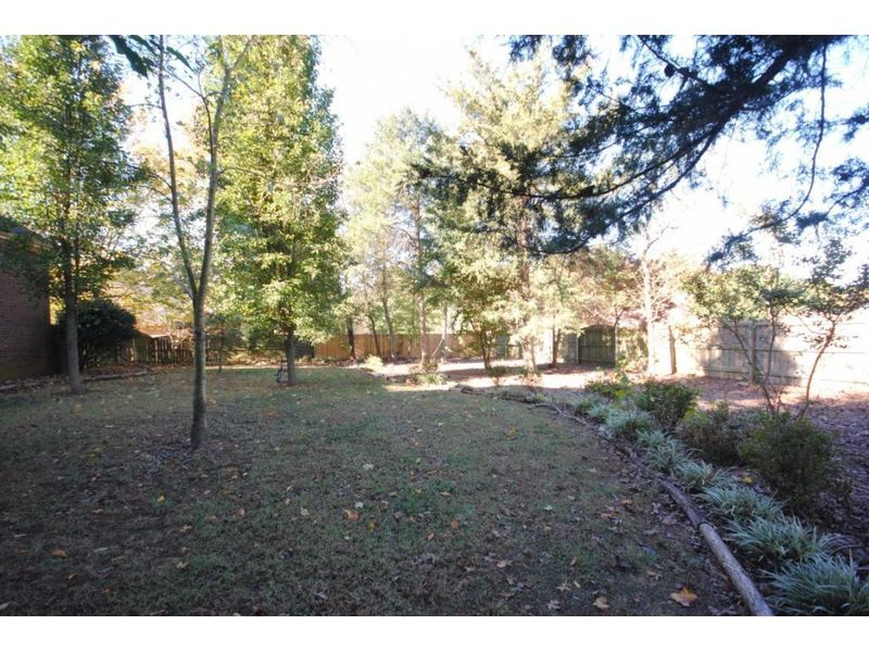 1106 Windham, Mebane, NC 27302