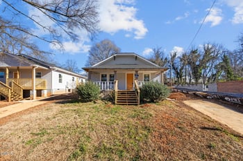 1107 8th St, Statesville, NC 28677