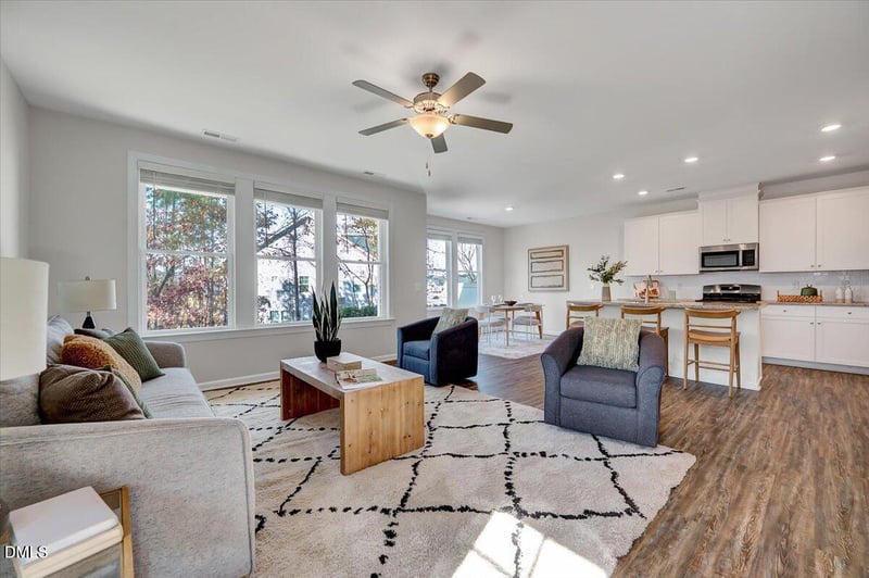 1107 Alston Ridge Ct, Cary, NC 27519