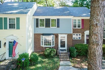 1107 Collington Dr, Cary, NC 27511