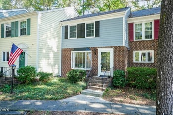 1107 Collington Dr, Cary, NC 27511