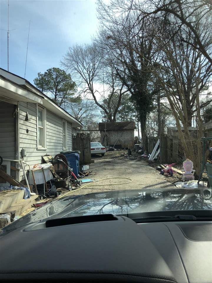 1107 Ellis Rd, Durham, NC 27703