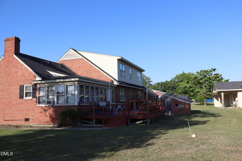 1107 Erwin Rd, Dunn, NC 28334