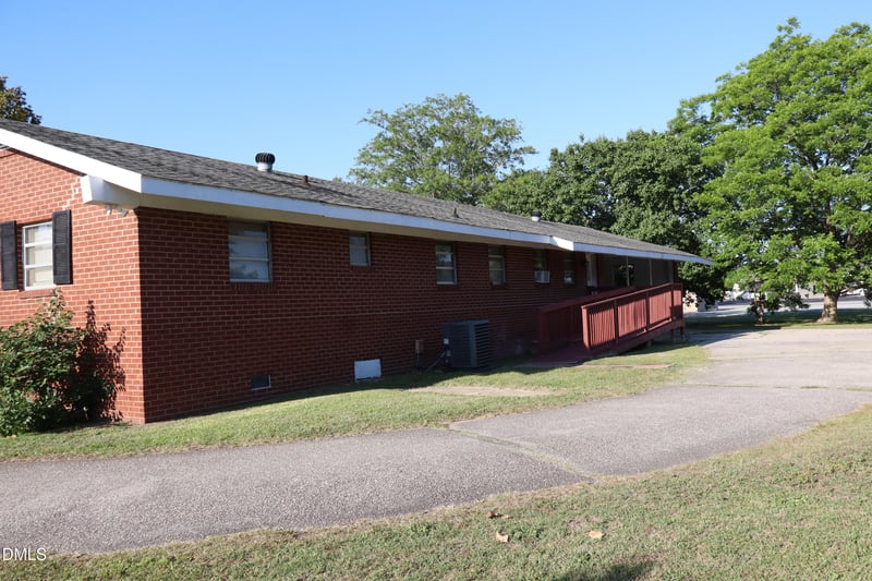1107 Erwin Rd, Dunn, NC 28334