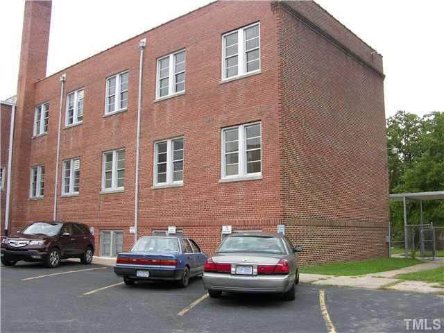 1107 Holloway St, Durham, NC 27701