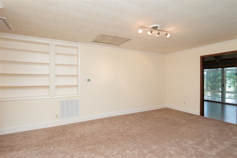 1107 S Mineral Springs Rd, Durham, NC 27703