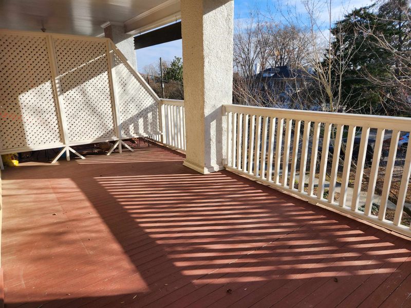 1107 Mordecai Dr #201, Raleigh, NC 27604