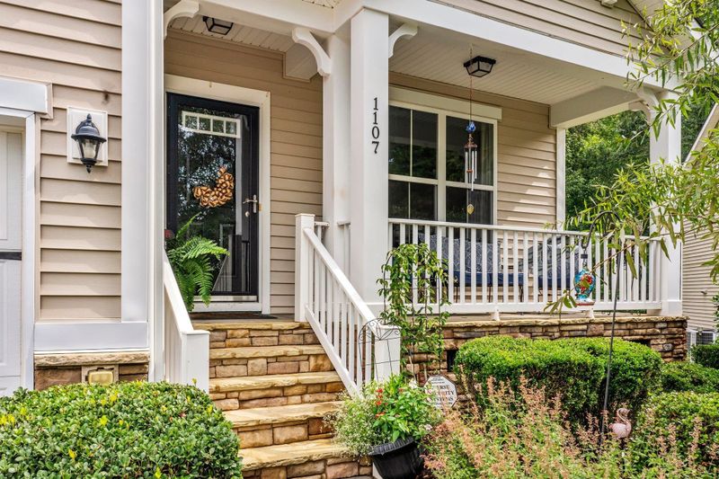 1107 Oak Park Dr, Durham, NC 27703
