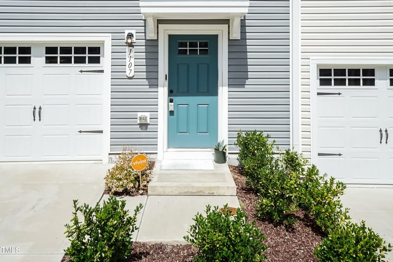 1107 Pale Moss Dr, Durham, NC 27704
