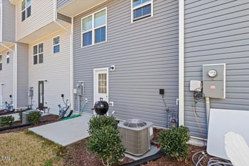 1107 Pale Moss Dr, Durham, NC 27704