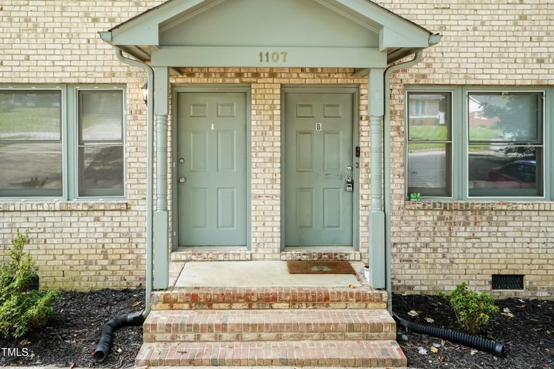 1107 Timber Dr, Garner, NC 27529