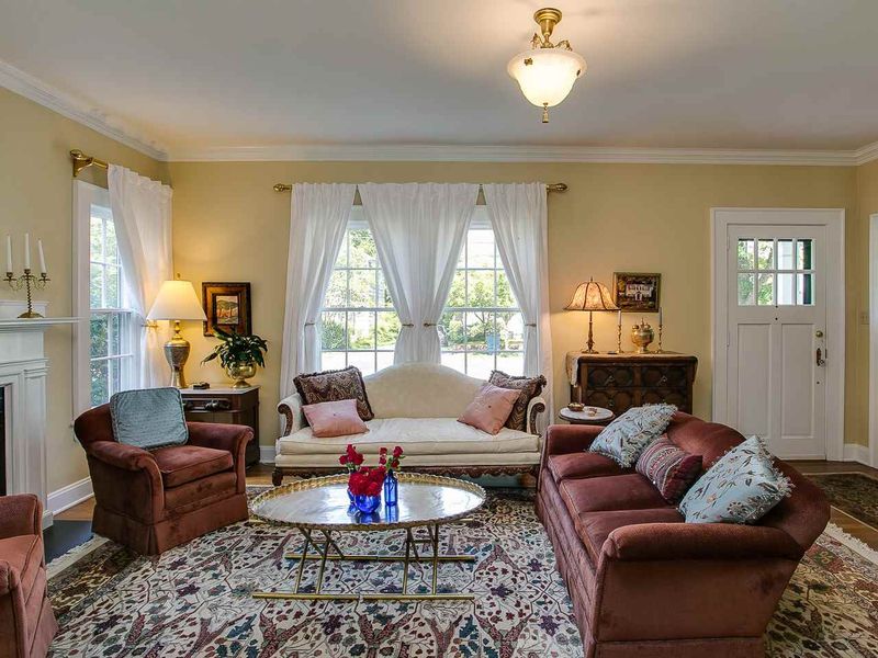 1107 Watts St, Durham, NC 27701