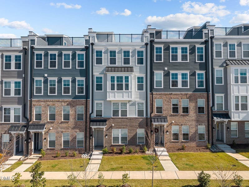 11072 Ligon Mill Rd #200, Wake Forest, NC 27587