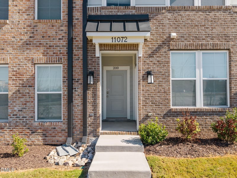 11072 Ligon Mill Rd #200, Wake Forest, NC 27587
