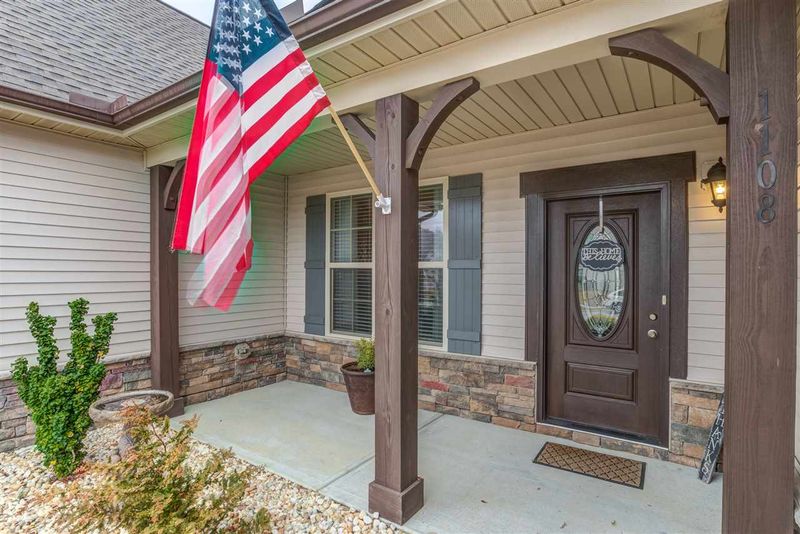 1108 Adams Point Dr, Garner, NC 27529