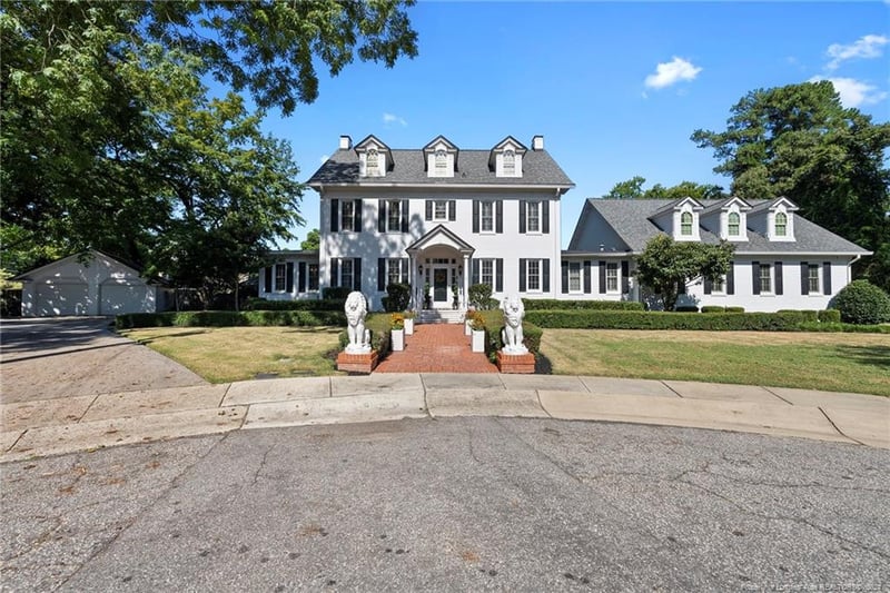 1108 Belmont Cir, Fayetteville, NC 28305
