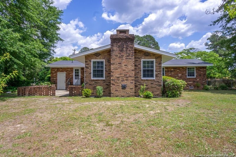 1108 Bingham Dr, Fayetteville, NC 28304
