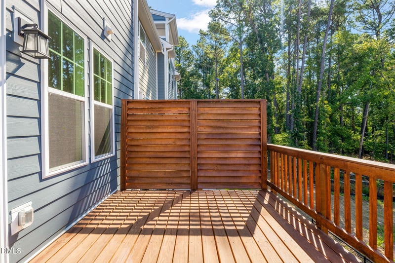 1108 Blackthorn Ln, Durham, NC 27703