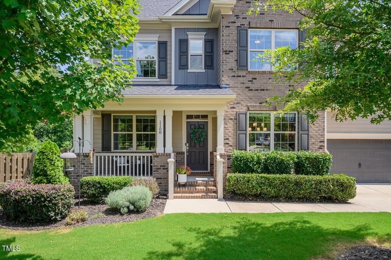 1108 Bradshaw Ct, Cary, NC 27518