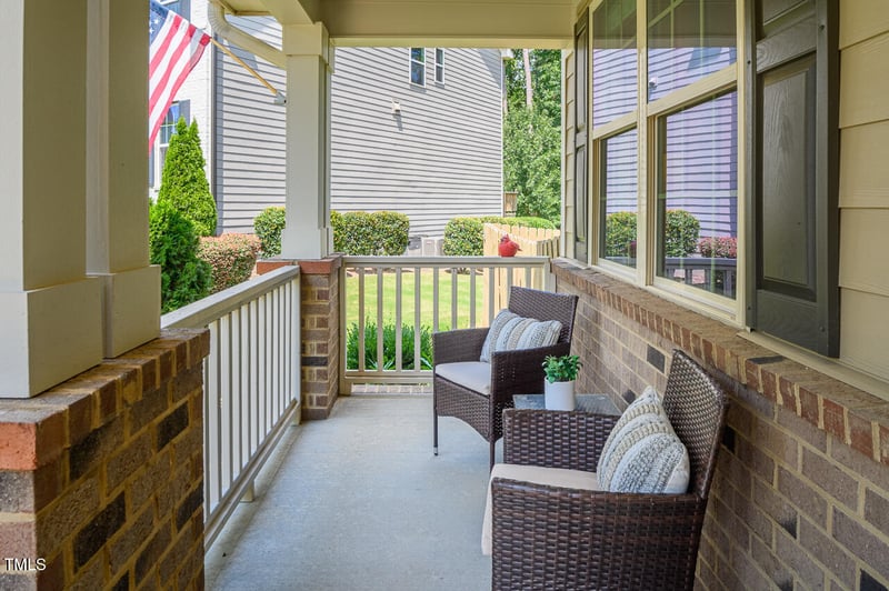1108 Bradshaw Ct, Cary, NC 27518