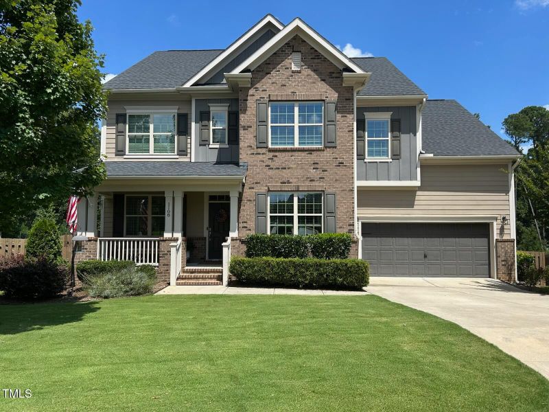 1108 Bradshaw Ct, Cary, NC 27518