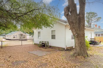 1108 Branson St, Fayetteville, NC 28305