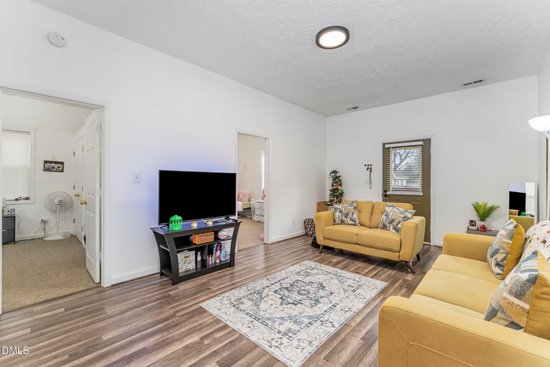 1108 Branson St, Fayetteville, NC 28305