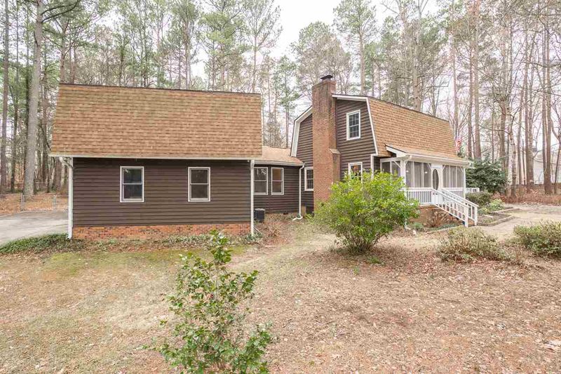 1108 Fairway Dr, Clayton, NC 27520