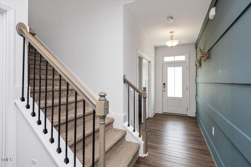1108 Garrow Dr, Holly Springs, NC 27540