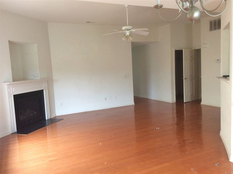 1108 Golden Crest Dr, Durham, NC 27704