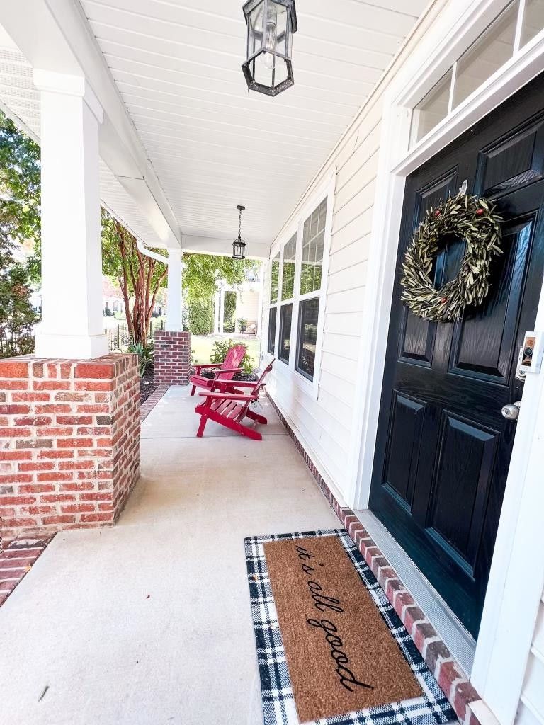 1108 Ileagnes Rd, Raleigh, NC 27603