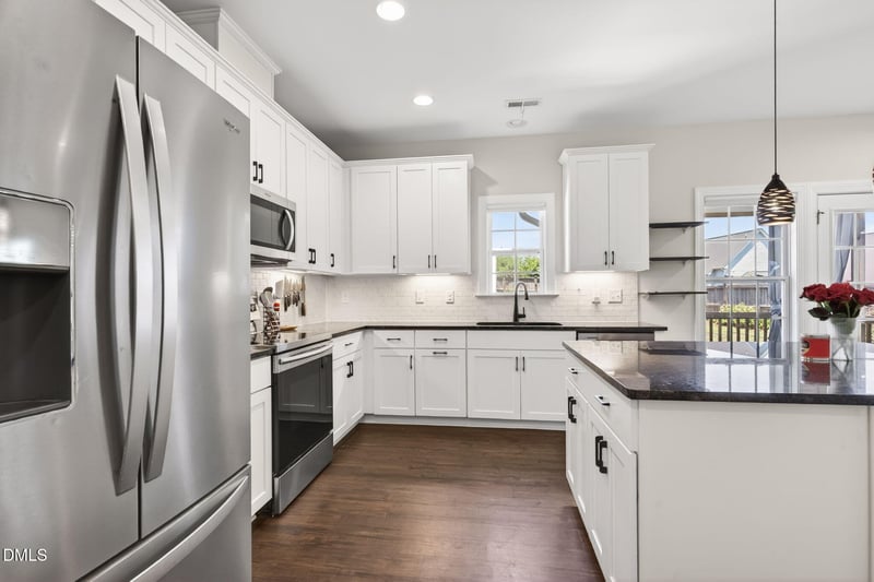 1108 Matisse Dr, Fuquay Varina, NC 27526